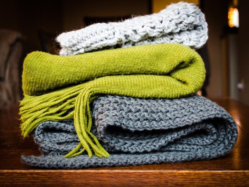 Chunky Knit Throw Blanket, 50 x 60 in