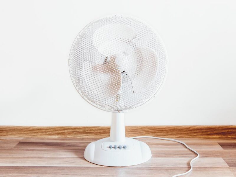 12-Inch Oscillating Table Fan, 3 Speeds